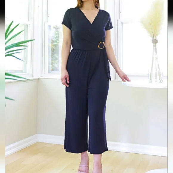 Petite Jumpsuit size large . NWT - Picture 4 of 4